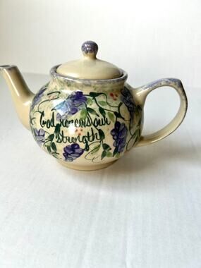 Yesteryears Fruity “God renews our strength” Pottery Teapot